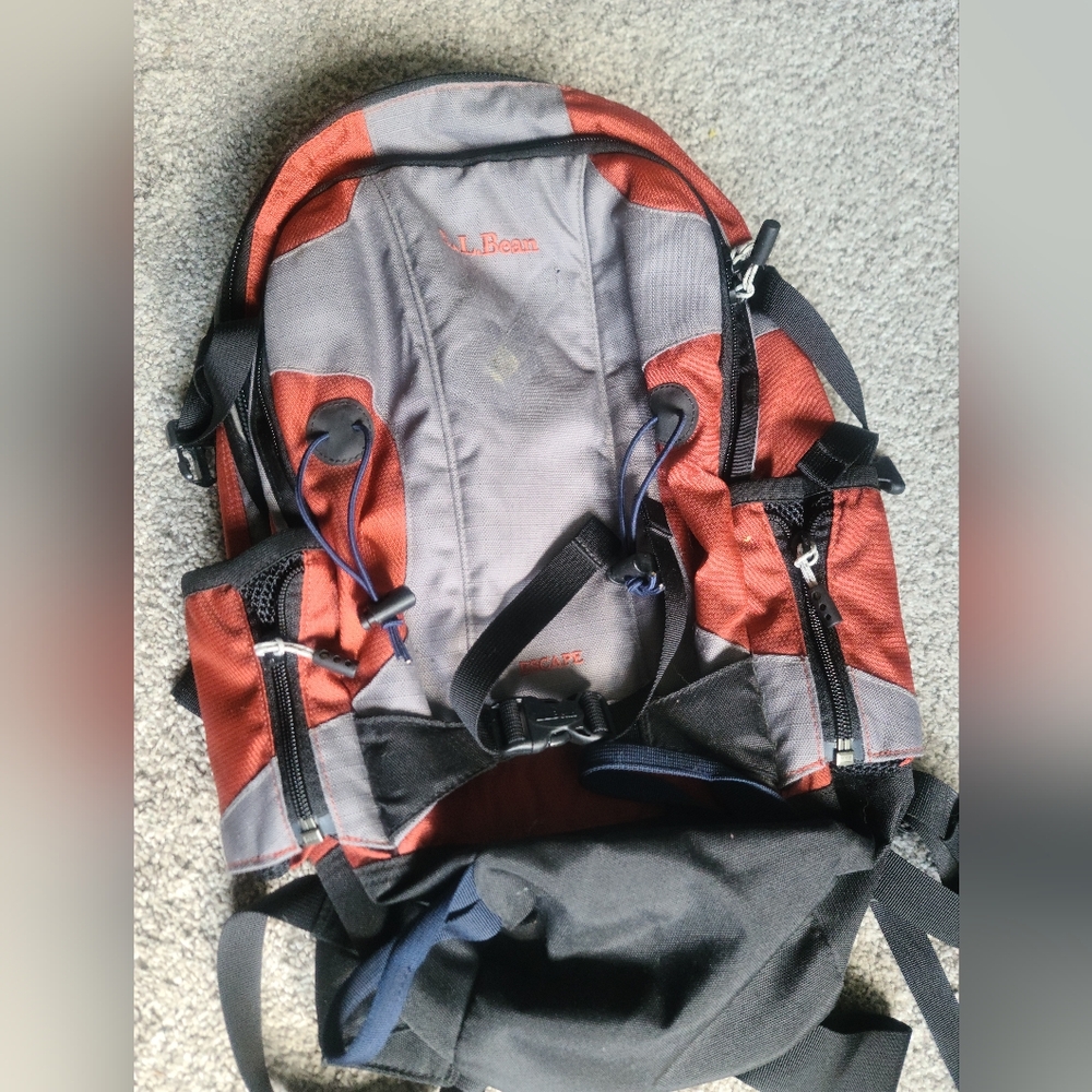 LL Bean Escape hicking pack